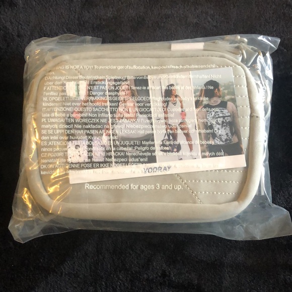 Vooray Sidekick Gray-Moto Crossbody Bag - Picture 13 of 13